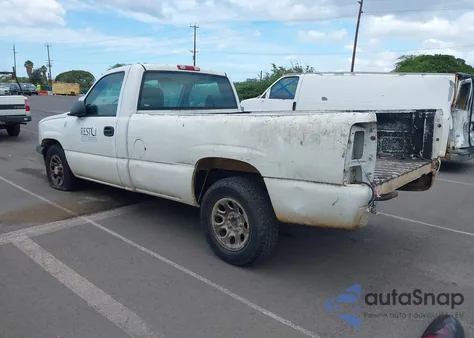 2007 Chevrolet Silverado 1500 Classic Work Truck z USA, uszkodzony, nr VIN 3GCEC14X07G197980